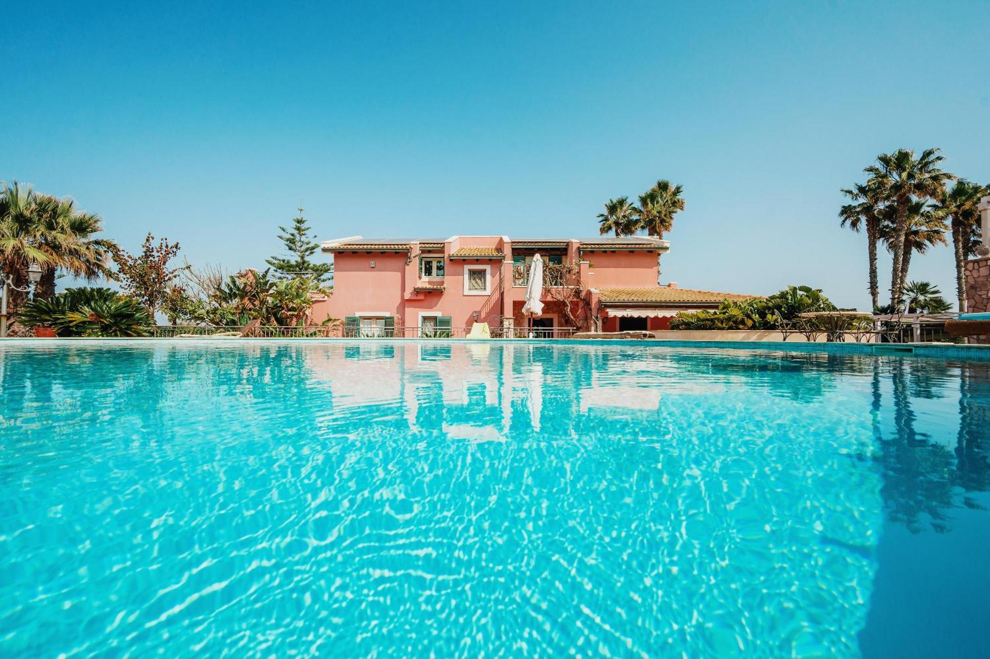 Вилла Fronte Spiaggia Zoe Аугуста Экстерьер фото